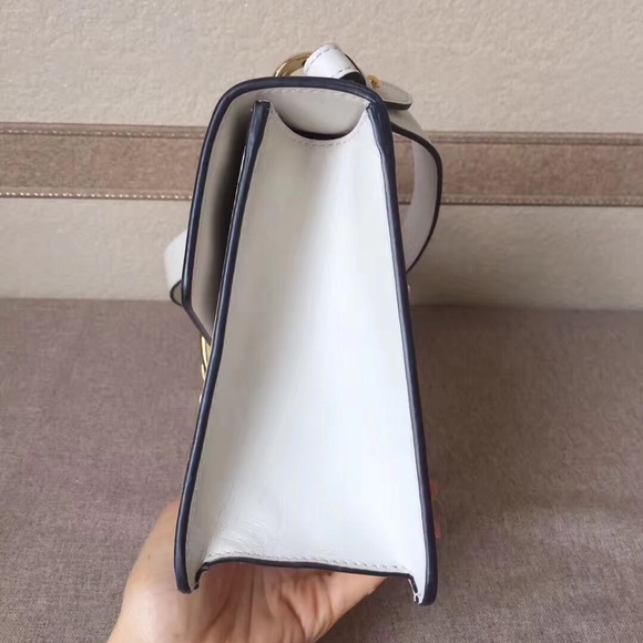 Sold-Gucci Sylvie white small - Picture 5 of 8